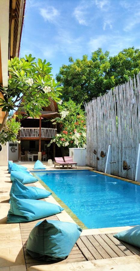 The 5 Brothers Hotel กีลีตราวางัน ภายนอก รูปภาพ