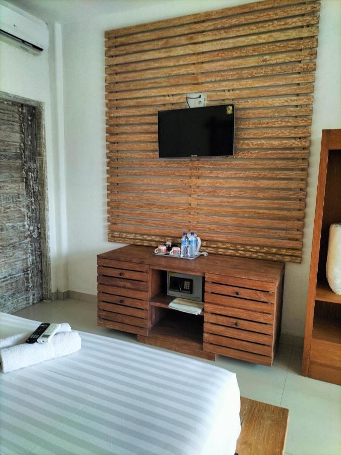 The 5 Brothers Hotel กีลีตราวางัน ภายนอก รูปภาพ