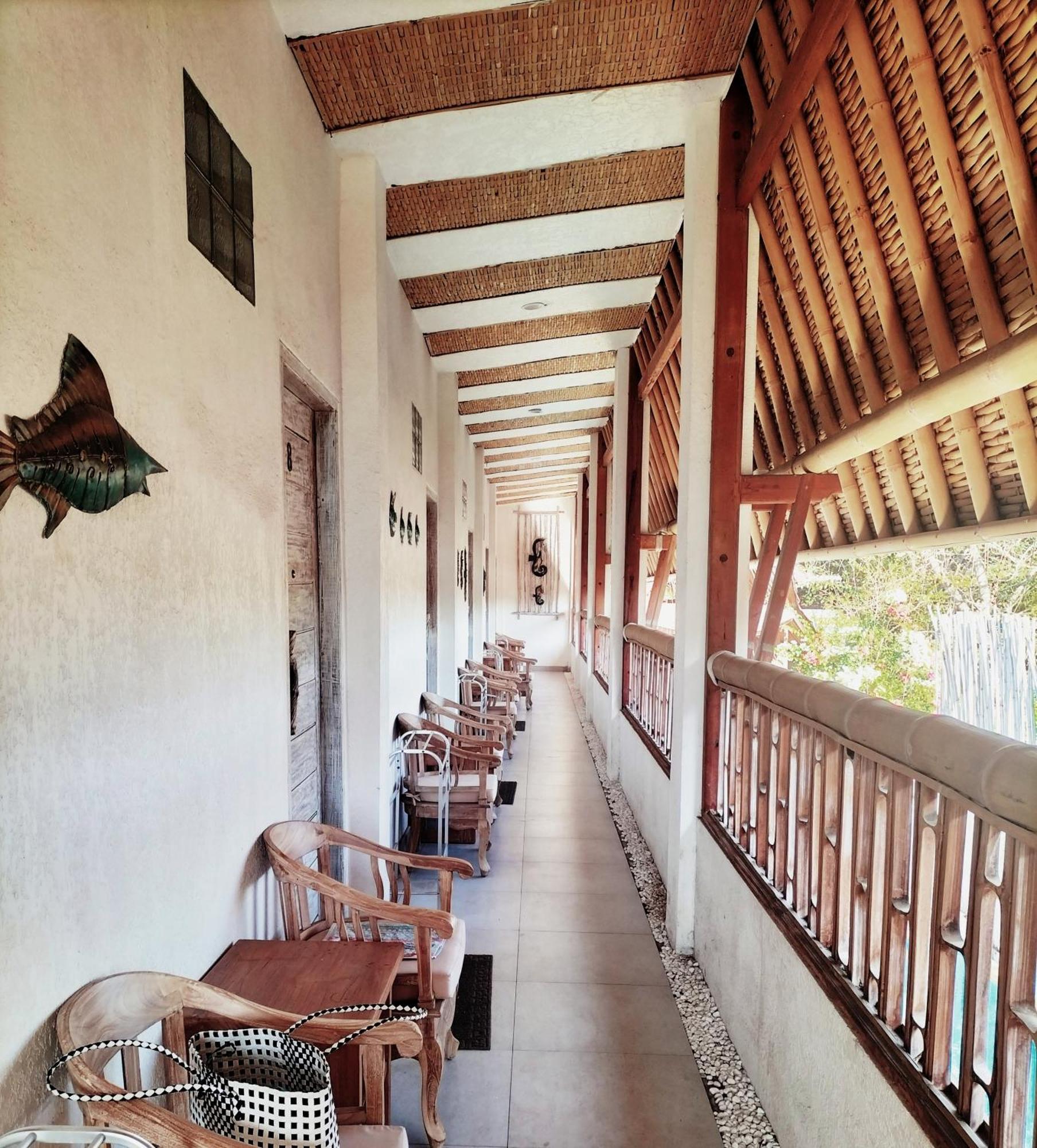 The 5 Brothers Hotel กีลีตราวางัน ภายนอก รูปภาพ