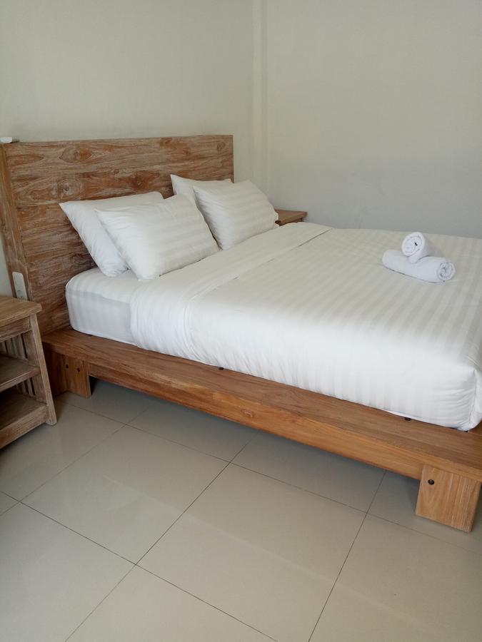 The 5 Brothers Hotel กีลีตราวางัน ภายนอก รูปภาพ