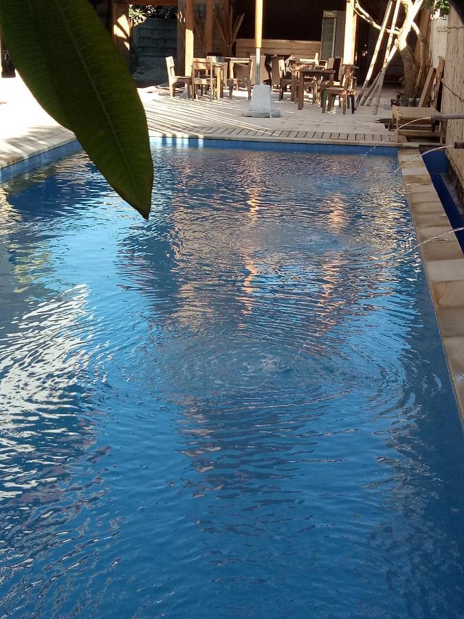 The 5 Brothers Hotel กีลีตราวางัน ภายนอก รูปภาพ