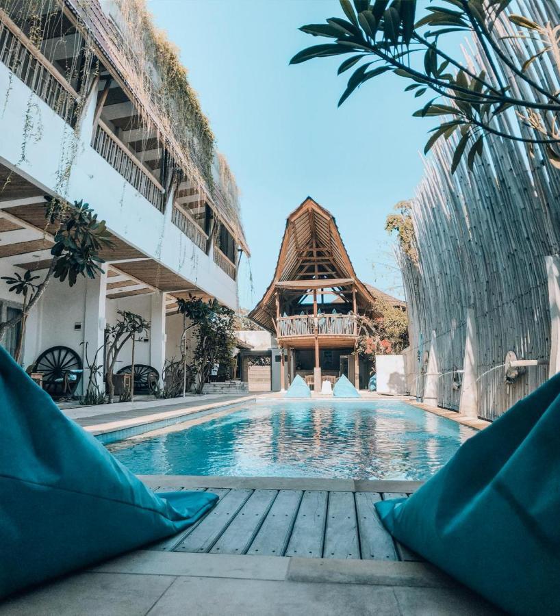 The 5 Brothers Hotel กีลีตราวางัน ภายนอก รูปภาพ